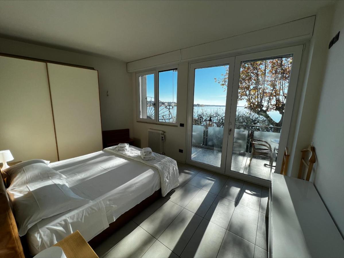 Front Lake Apartment Μπαρντολίνο Εξωτερικό φωτογραφία