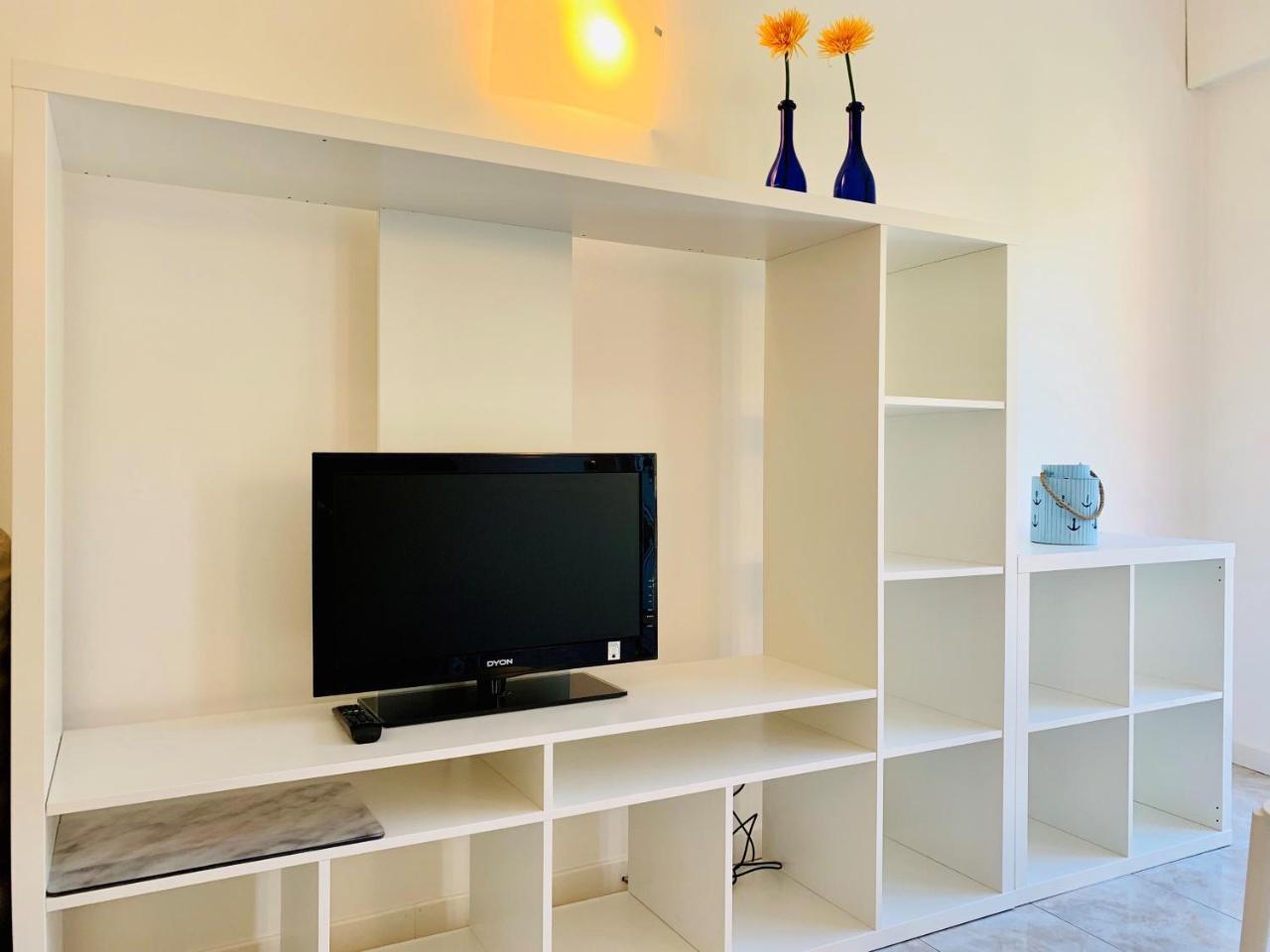 Front Lake Apartment Μπαρντολίνο Εξωτερικό φωτογραφία