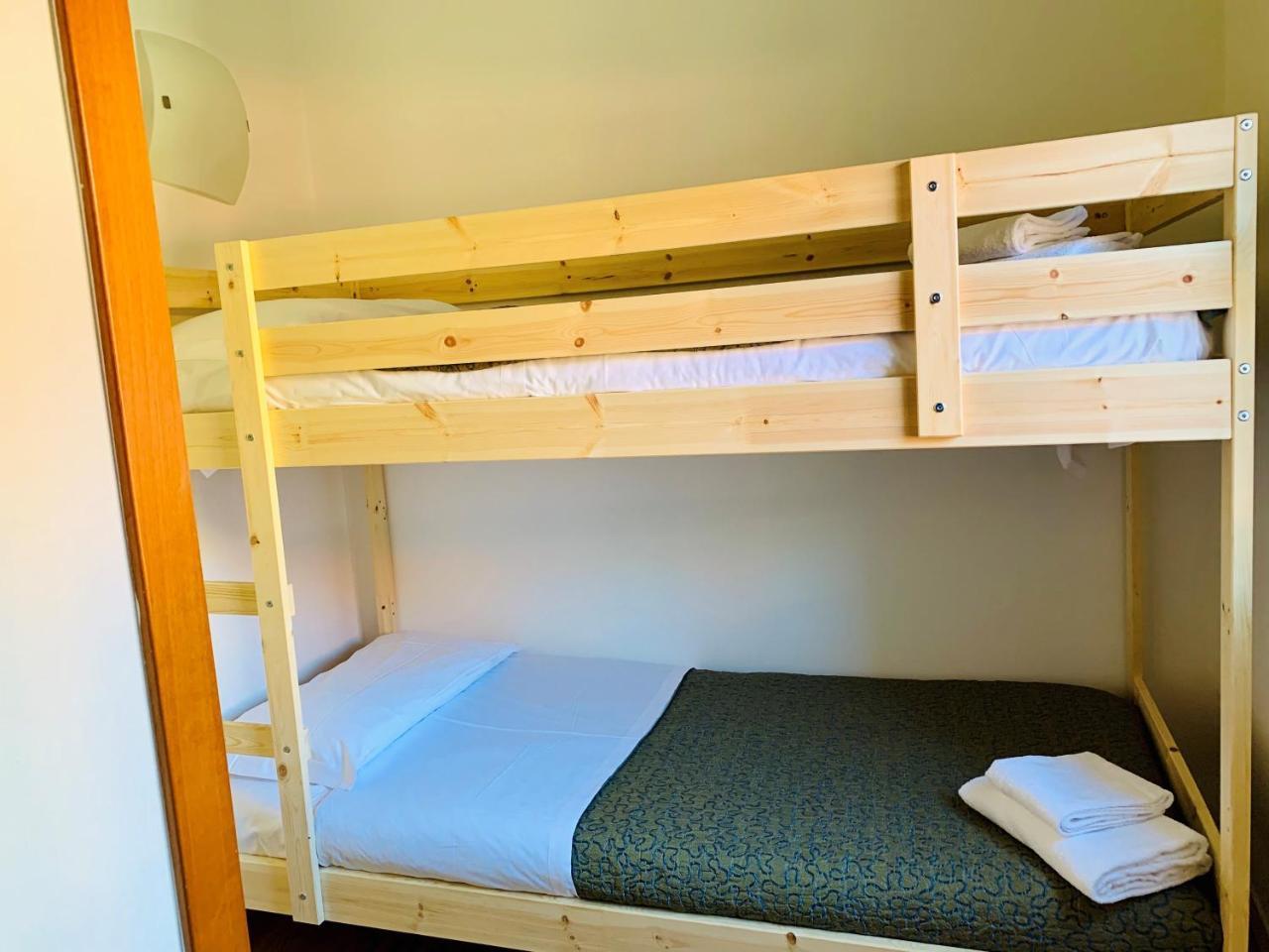 Front Lake Apartment Μπαρντολίνο Εξωτερικό φωτογραφία
